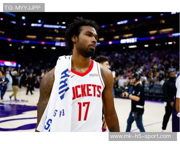 火箭迎回芬尼史密斯续约难题或致伊森成为交易牺牲品